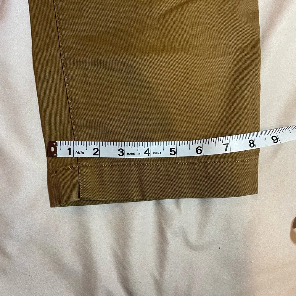Men's Gap Essential Khaki Straight Camel-Colored Pants, Size 36x30‎